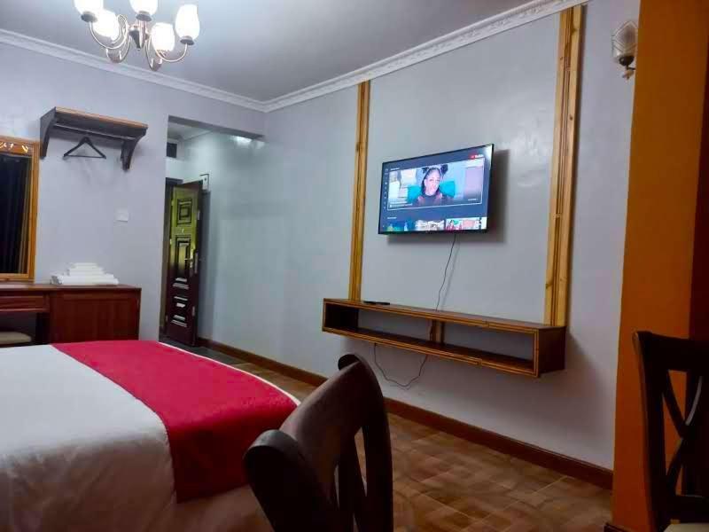 Edgewood Country Place Hotel Thika ภายนอก รูปภาพ